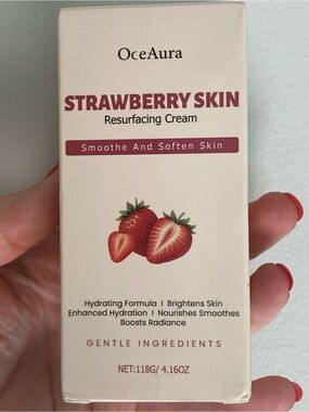 Aura Strawberry Skin Resurfacing Cream — Pink Hydrating Moisturizer